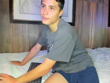 Erik_Y0ung Chaturbate stream image from September 13, 2025