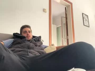 Isaac250996 Chaturbate stream image from September 13, 2025
