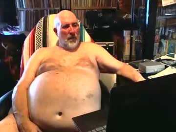 Sexyolbear Chaturbate stream image from September 13, 2025