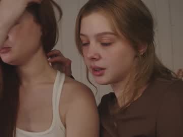 Freckle_Diyana Chaturbate stream image from September 13, 2025