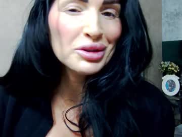 Nicollereyn Chaturbate stream image from September 13, 2025