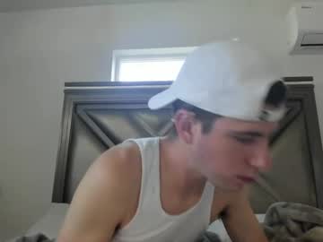 Gayndepressed Chaturbate stream image from September 13, 2025