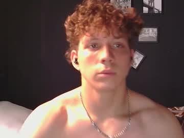 Hillsestevez Chaturbate stream image from September 13, 2025