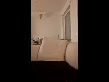 Transvestitebitch Chaturbate stream image from September 13, 2025