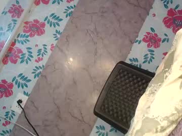 Kristaltsxxx Chaturbate stream image from September 13, 2025