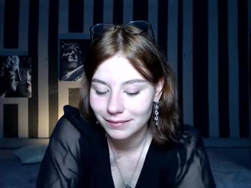 Oltaroom Chaturbate stream image from September 14, 2025