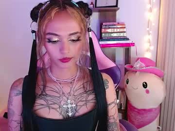 Bluee_V Chaturbate stream image from September 14, 2025