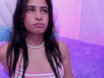 Emy_Rain Chaturbate stream image from September 14, 2025