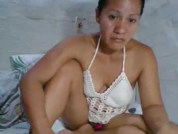 Gwenn24 Chaturbate stream image from September 14, 2025