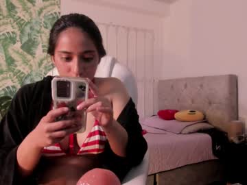 Mia_Isabelle Chaturbate stream image from September 14, 2025