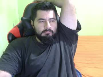 Daviddelz Chaturbate stream image from September 14, 2025