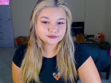 Cherylblosso Chaturbate stream image from September 14, 2025