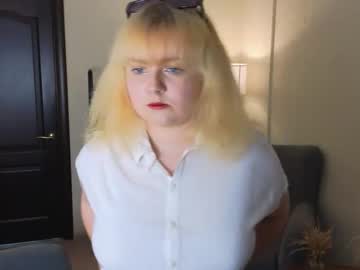 Elaine_Lewis Chaturbate stream image from September 14, 2025