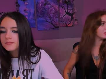 Kara_Krystal Chaturbate stream image from September 14, 2025