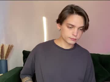 Zacharyellington Chaturbate stream image from September 14, 2025