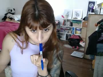 Buunnylolaa Chaturbate stream image from September 14, 2025