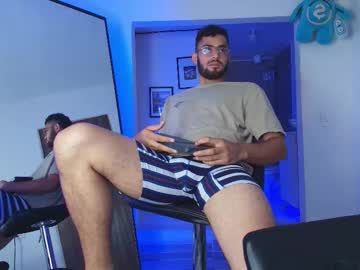 Alekfoxx_ Chaturbate stream image from September 14, 2025