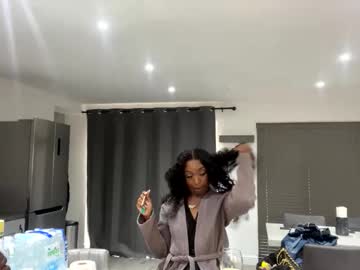 Prettip Chaturbate stream image from September 14, 2025