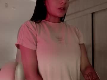 Emilia_Ghendle Chaturbate stream image from September 14, 2025