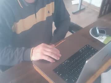 Jraiven Chaturbate stream image from September 14, 2025