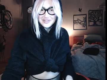 Amayamalina Chaturbate stream image from September 14, 2025