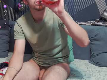 Harvey_Ren Chaturbate stream image from September 14, 2025