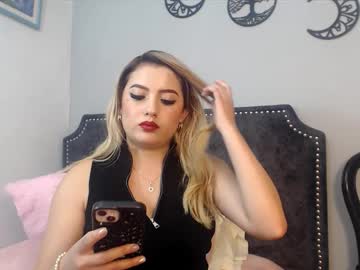 Dalia_Muah Chaturbate stream image from September 15, 2025