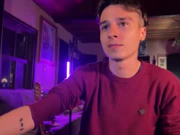 Novin22ans Chaturbate stream image from September 15, 2025