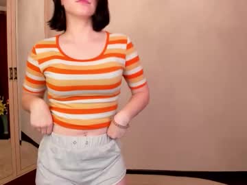 Xolunaxxx Chaturbate stream image from September 15, 2025