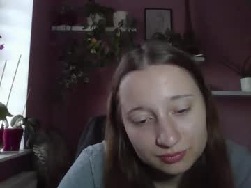 Lindaamore Chaturbate stream image from September 15, 2025