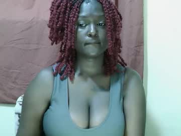 Allie_Quin Chaturbate stream image from September 15, 2025