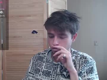 Kainsnow Chaturbate stream image from September 15, 2025