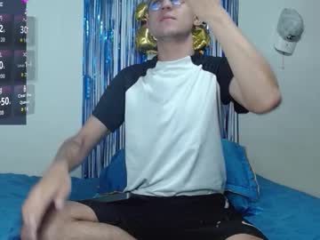 Samfox_ Chaturbate stream image from September 15, 2025