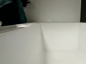 Johnny61600 Chaturbate stream image from September 15, 2025