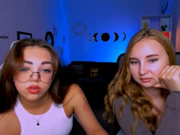 Lira_Lune Chaturbate stream image from September 15, 2025