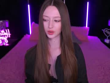 Angellblush Chaturbate stream image from September 15, 2025