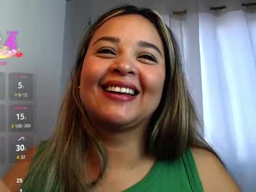 Pam_Gomez Chaturbate stream image from September 15, 2025