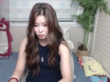 Simonastephanie Chaturbate stream image from September 15, 2025