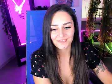Valeriiemills Chaturbate stream image from September 15, 2025
