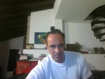 27lv27 Chaturbate stream image from September 15, 2025