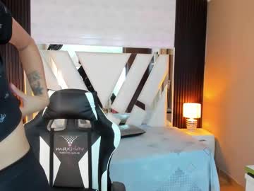Linda4petite Chaturbate stream image from September 15, 2025