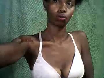 Mayanah Chaturbate stream image from September 15, 2025