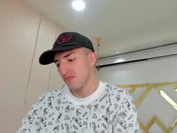 Un_Slutty Chaturbate stream image from September 15, 2025