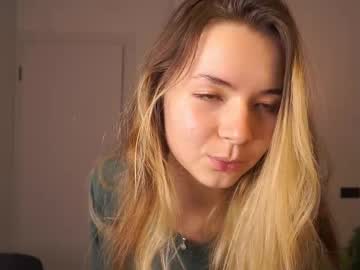 Elizabethennals stream image from September 15, 2025