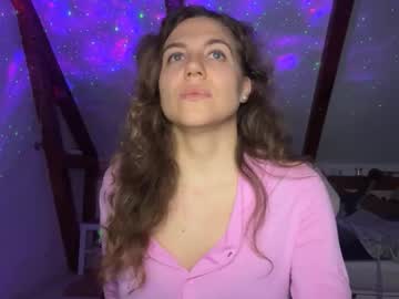 Hetaira_ Chaturbate stream image from September 15, 2025