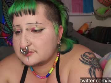 Ivylustful Chaturbate stream image from September 15, 2025