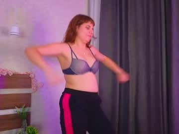 Emili_Hopkins Chaturbate stream image from September 15, 2025