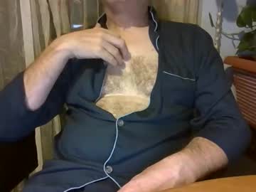 Peterzee Chaturbate stream image from September 15, 2025