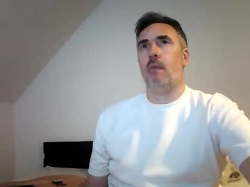 Theguyb39 Chaturbate stream image from September 15, 2025