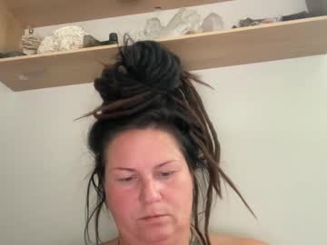 Ambermoss7 Chaturbate stream image from September 15, 2025